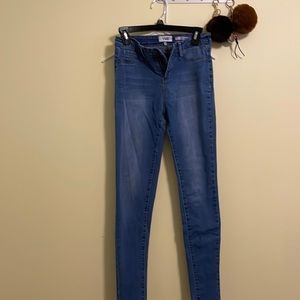 Skinny Jeans (A’gaci)